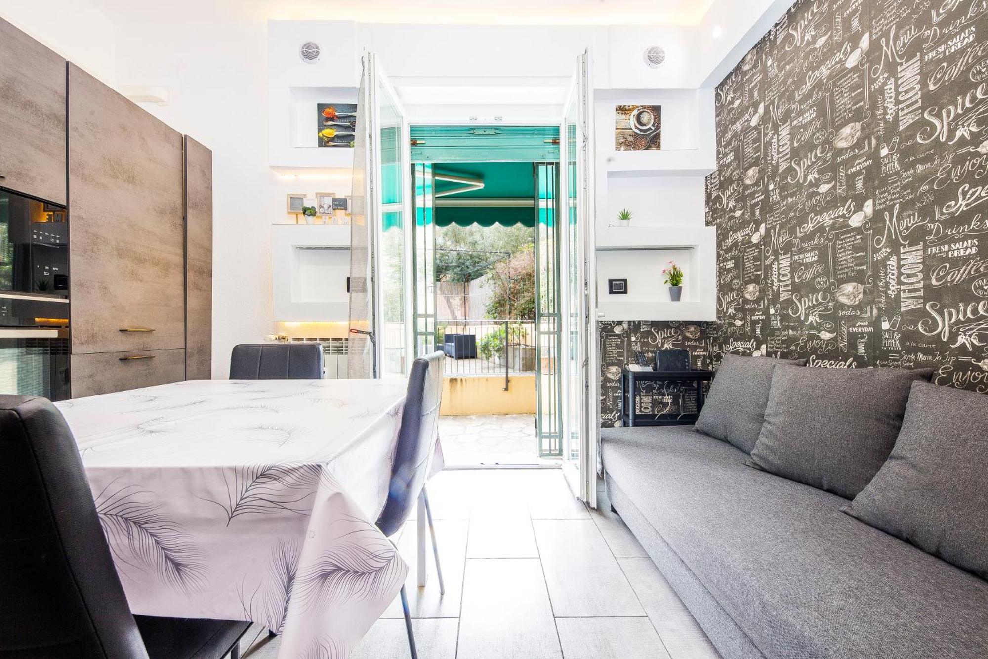 Due Passi Dal Mare Apartment Genoa Exterior photo
