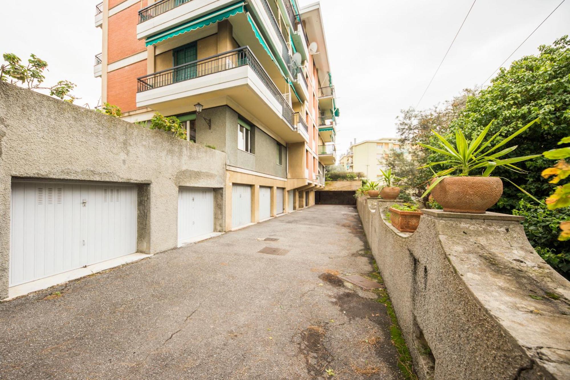 Due Passi Dal Mare Apartment Genoa Exterior photo